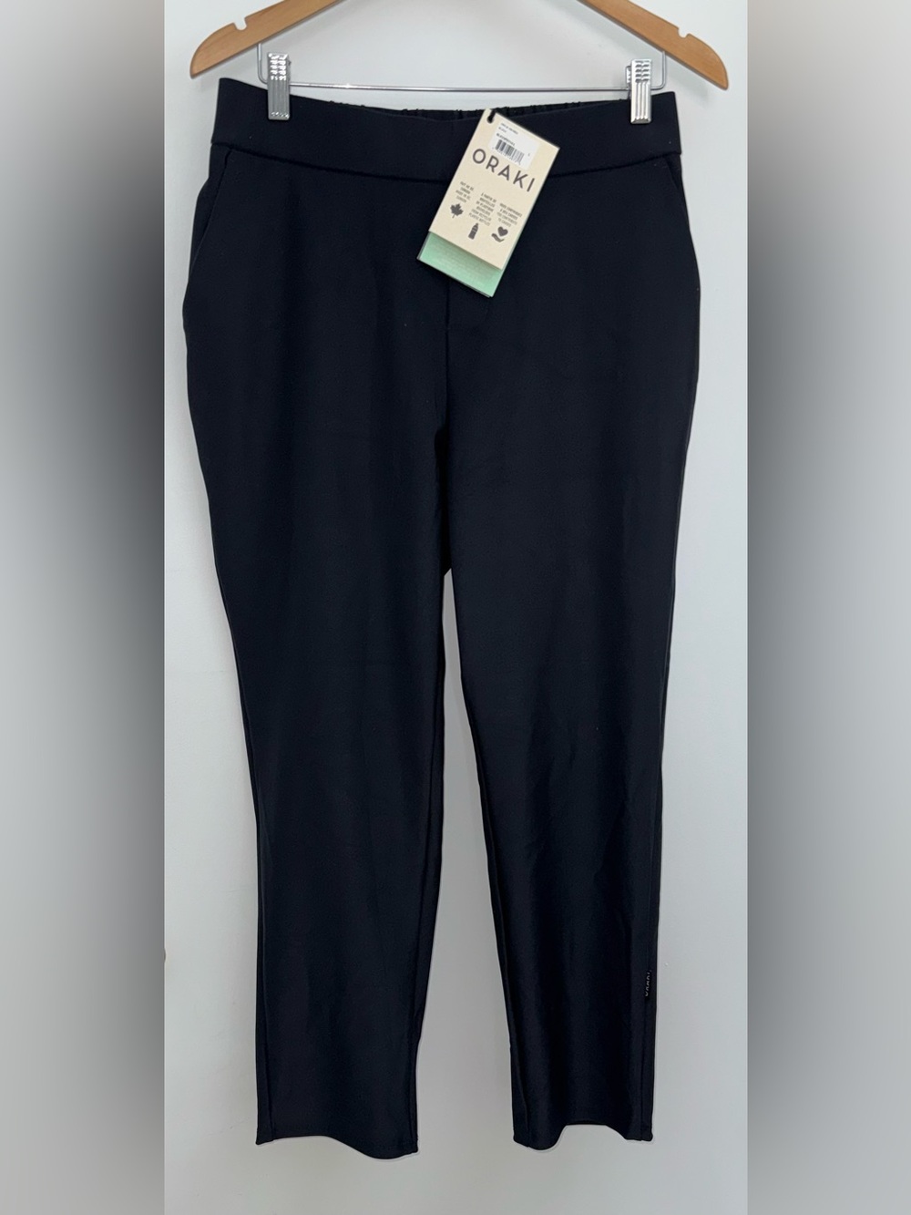 ORAKI black slim leg trouser pants size Large NWT